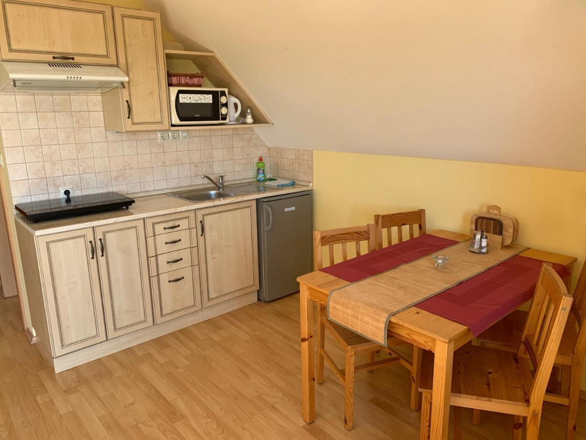 Holidaysport Haus Balatongyorok Bagian luar foto