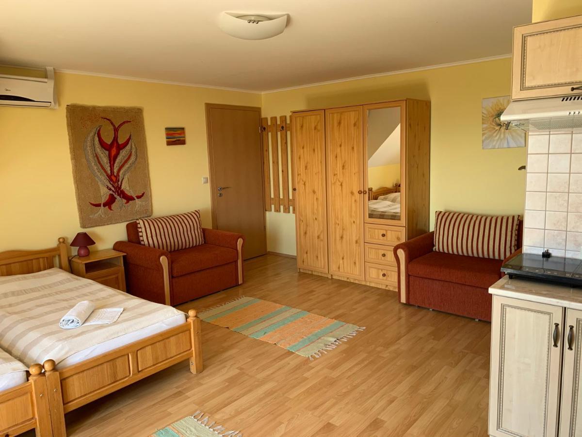 Holidaysport Haus Balatongyorok Bagian luar foto